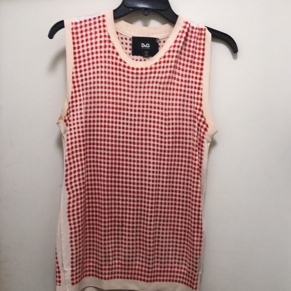 D&G Red and Cream Checkered Cardigan - Picture 2 of 4
